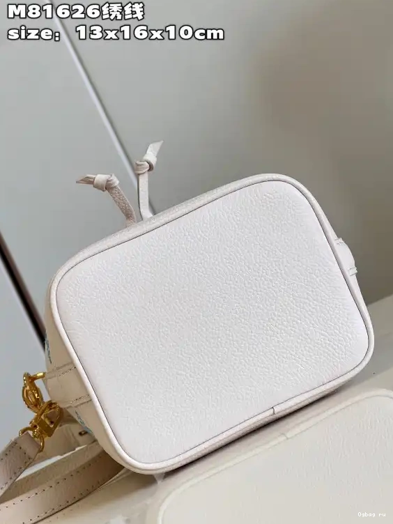 NANO LOUIS NOÉ VUITTON 0523